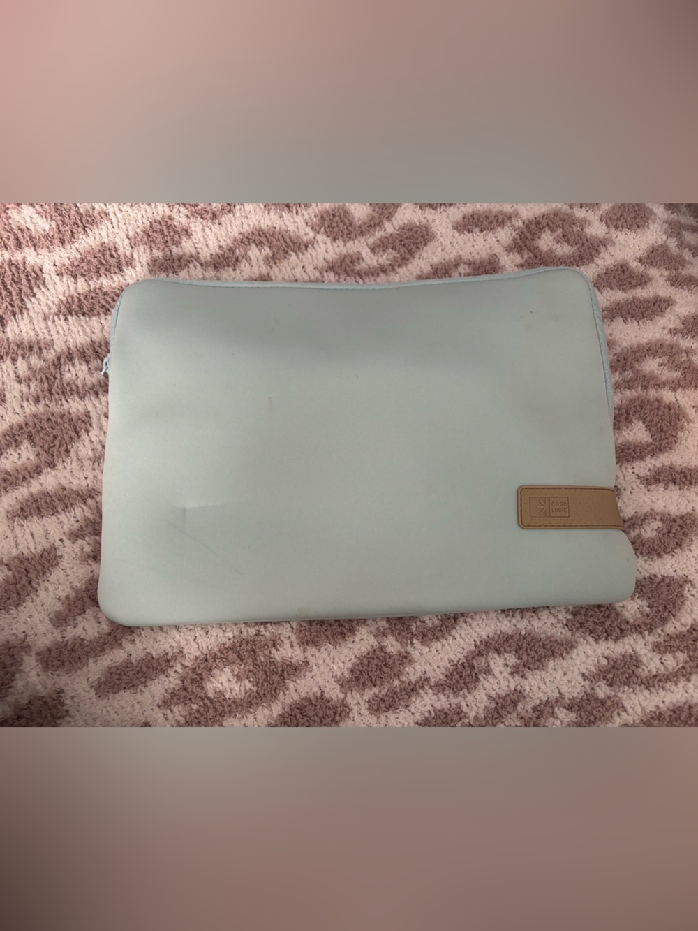 light blue case logic laptop case